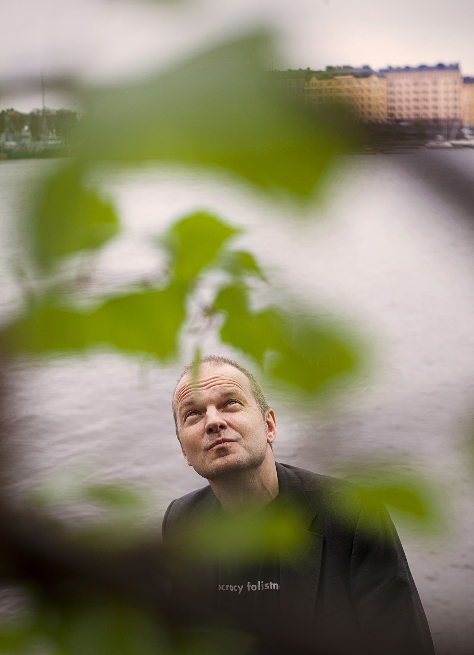 Koskaan ei ole liian arkista asiaa sukupuoliroolien rikkomiseen. "On kätevää, kun vaimo on fysiikan opettaja. Kun tytöt kysyvät maapallon synnystä, voin aina sanoa, että en tiedä, kysykää äidiltä."