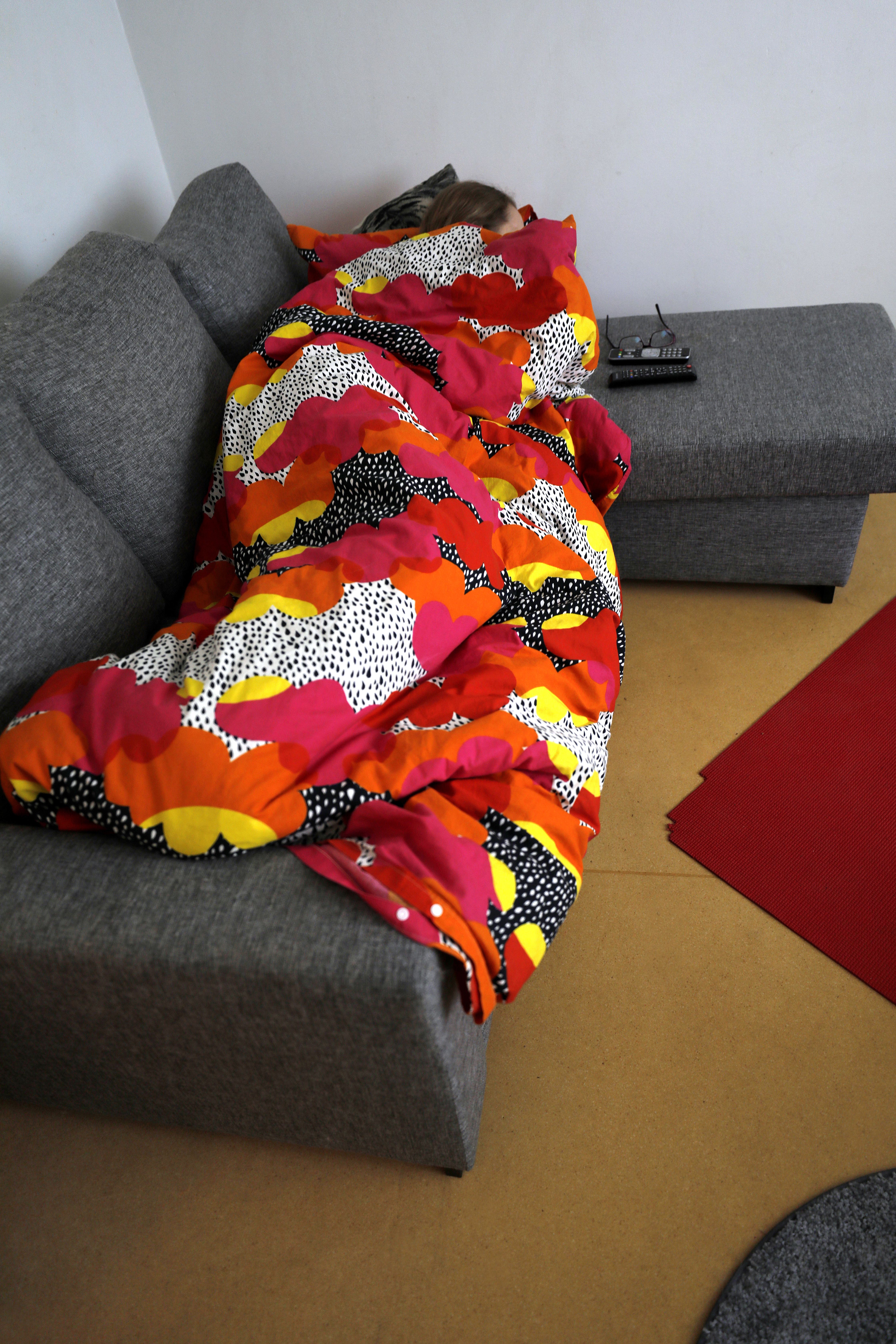 Välillä uni voittaa television.