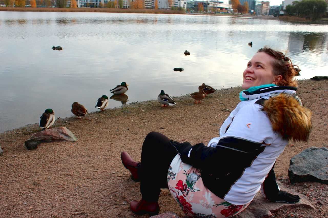 Olen löytänyt asiat, joista saan voimaa ja rauhaa: kirjoittamisen, musiikin, keikat, luonnon ja veden.