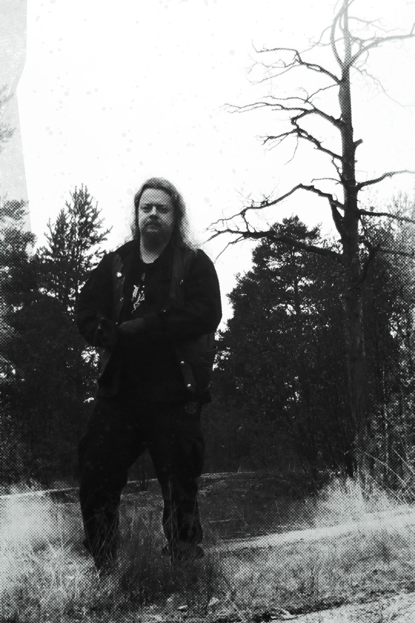 Tuomas Tahvanainen on graafinen suunnittelija Helsingistä. Kalenterikuvan hän nappasi pohjoiskarjalaisesta metsämaisemasta.