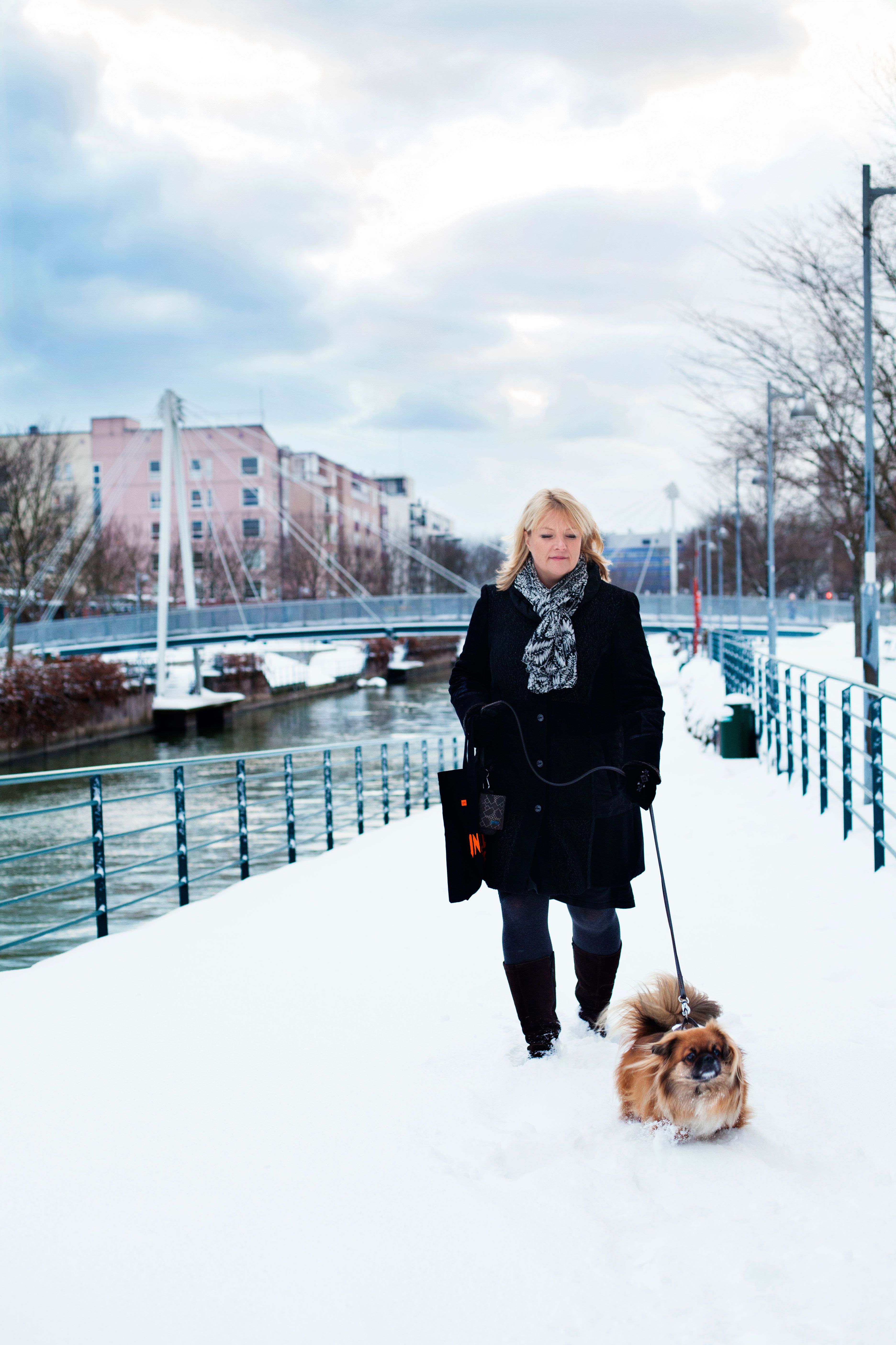 Helena Miranda suosittelee kroonista kipua poteville aktiivista elämäntapaa. "Kun ihmisen huomio kiinnittyy mielekkääseen tekemiseen, hän ajattelee kipua vähemmän."