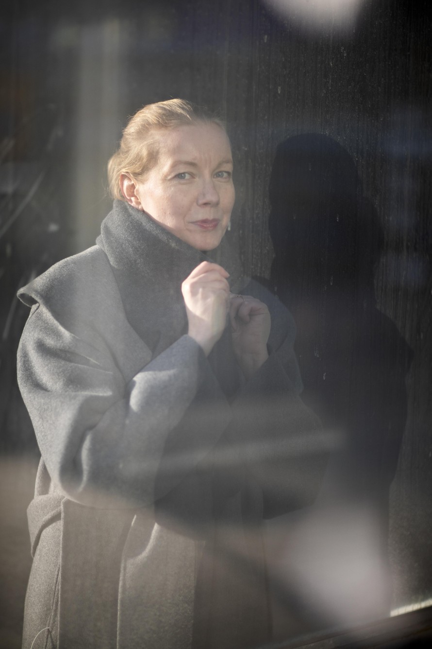 Saana Nilsson, 43, on tiedustelu- ja turvallisuusalan yrittäjä, joka julkaisi helmikuussa Suojeluenkeli-kirjan vuosistaan Suojelupoliisissa. ”Supossa ymmärsin, että minun ei tarvitse peitellä tai hävetä herkkyyttäni.”