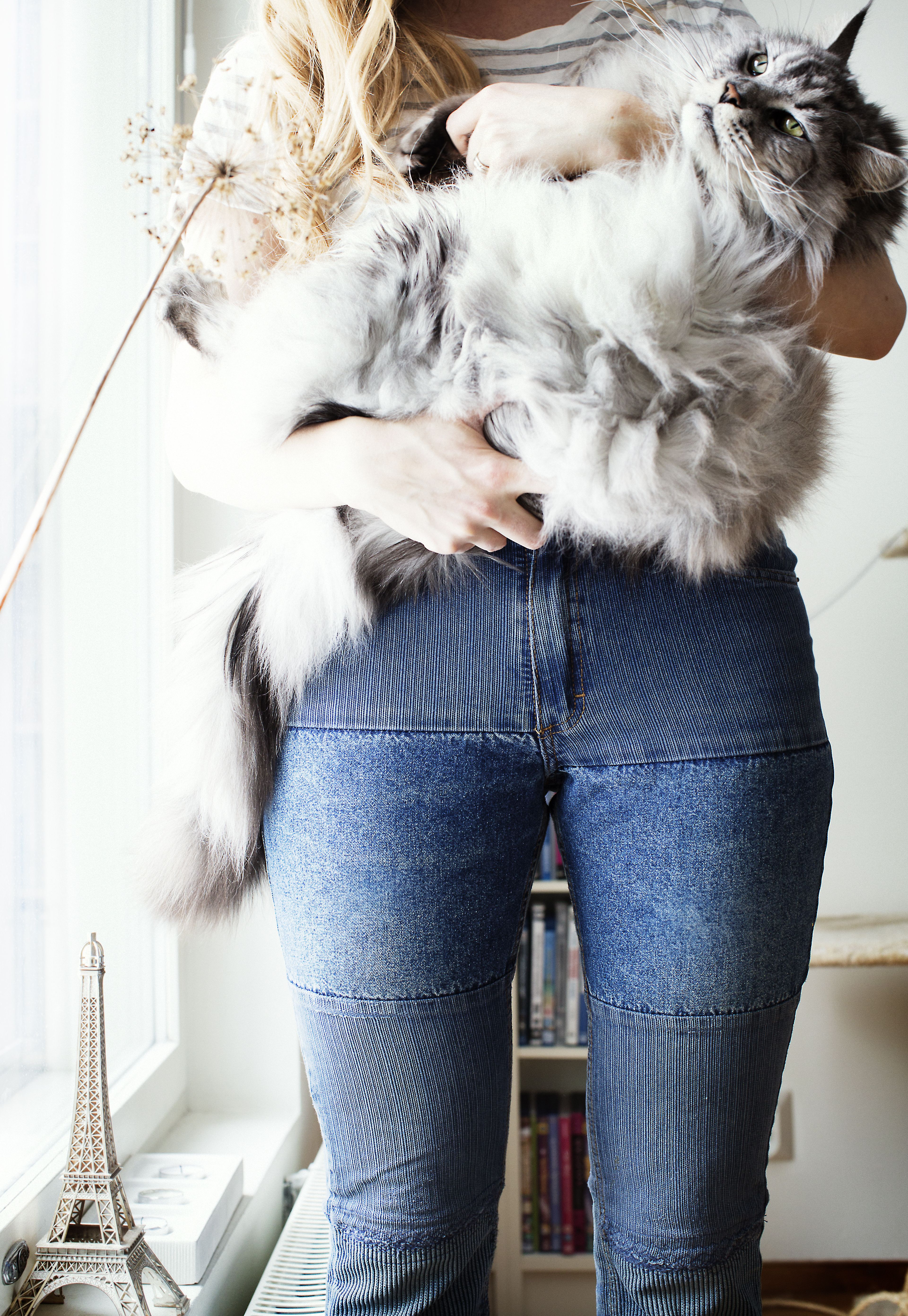 Löysin palafarkut Roomasta 15-vuotiaana. Ostin ne basaarista ja muistan, kun sovitin niitä pakettiauton takatilassa. Nyt ne kuuluvat muistovaatteisiin, joita en heitä pois.