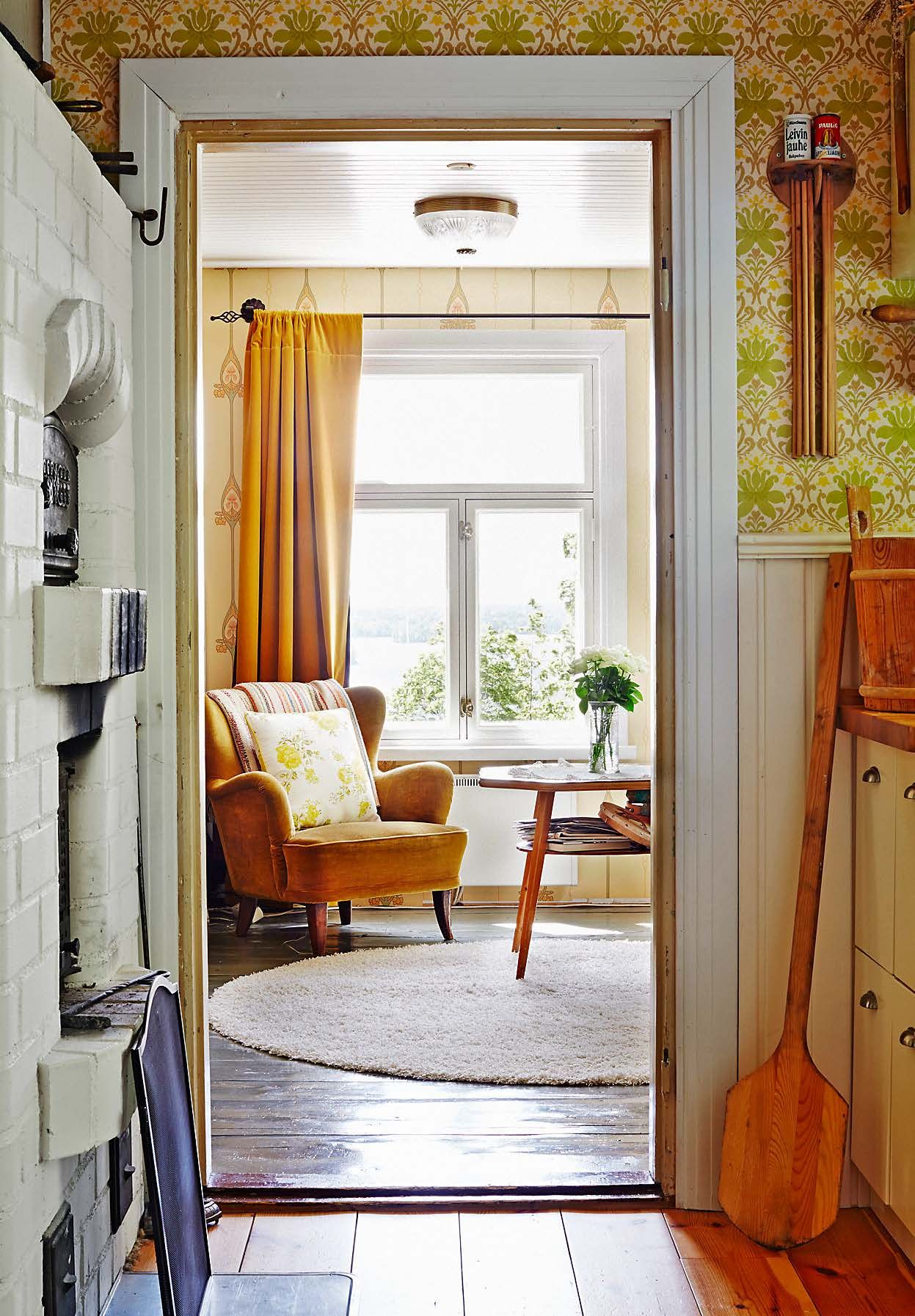 Helenan leipomisharrastuksen ansiosta leivinuuni lämpenee usein.