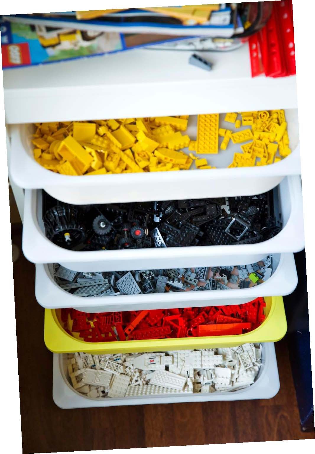 Laatikoihin on lastenkin helppo siivota.