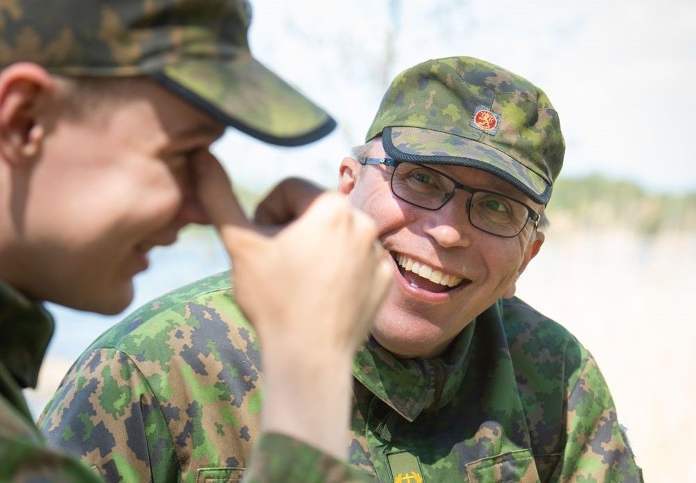 Paavon puheilla käy joka vuosi yli 200 varusmiestä.