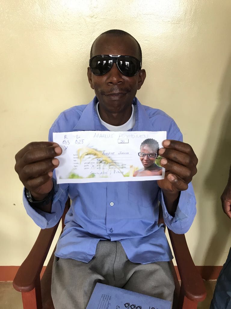 Juima Amer sai pikajuoksija Markus Pöyhösen aurinkolasit.