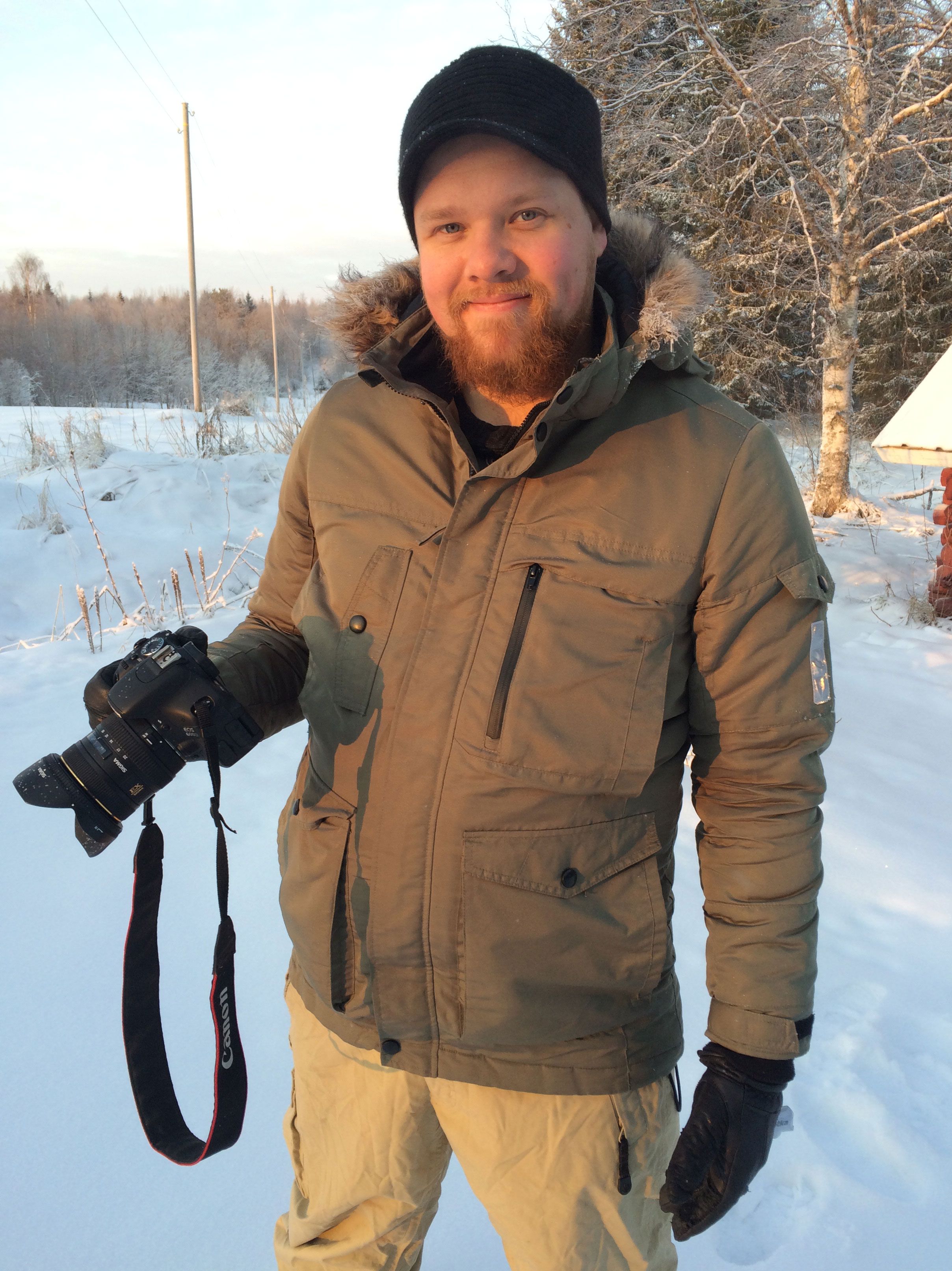 Perttu löytää ideoita ja vinkkejä kuvaamiseen joka paikasta: netistä, ulkona liikkumalla ja lasten kanssa touhuamalla. ”Ideapankki on loputon!”