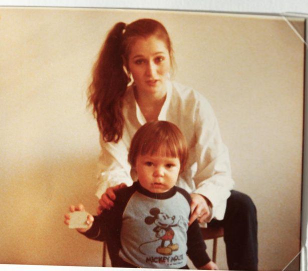 ”Lapsuuden musiikkimuistot sain äidin kautta.”