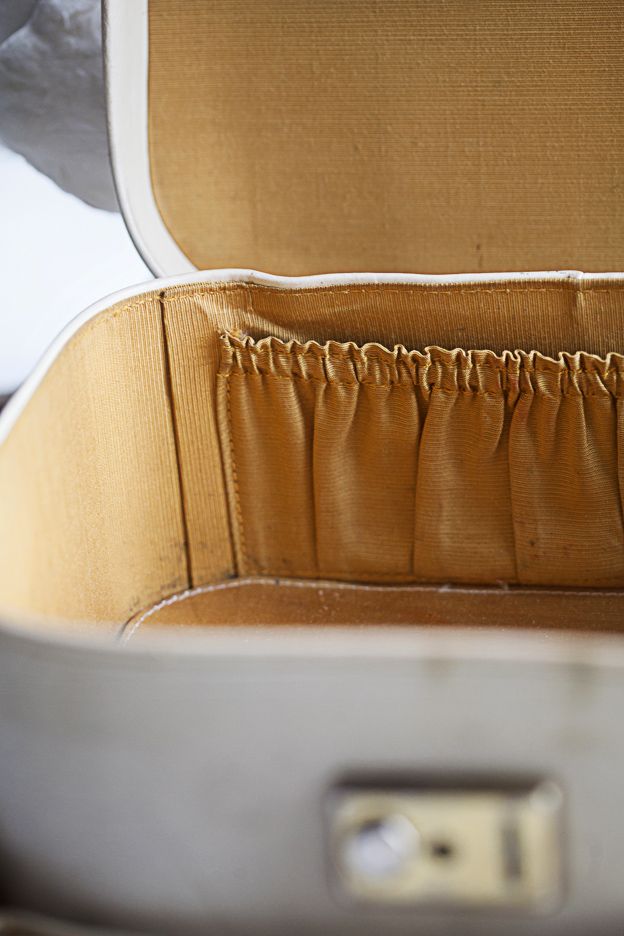 ”Luonnonvalkoinen laukku on ensimmäinen hankintani.”