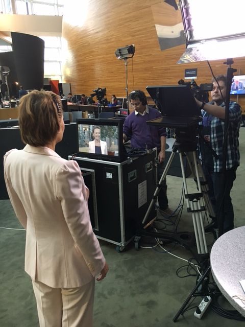 Välillä ehdin antaa lausunnon kameralle.