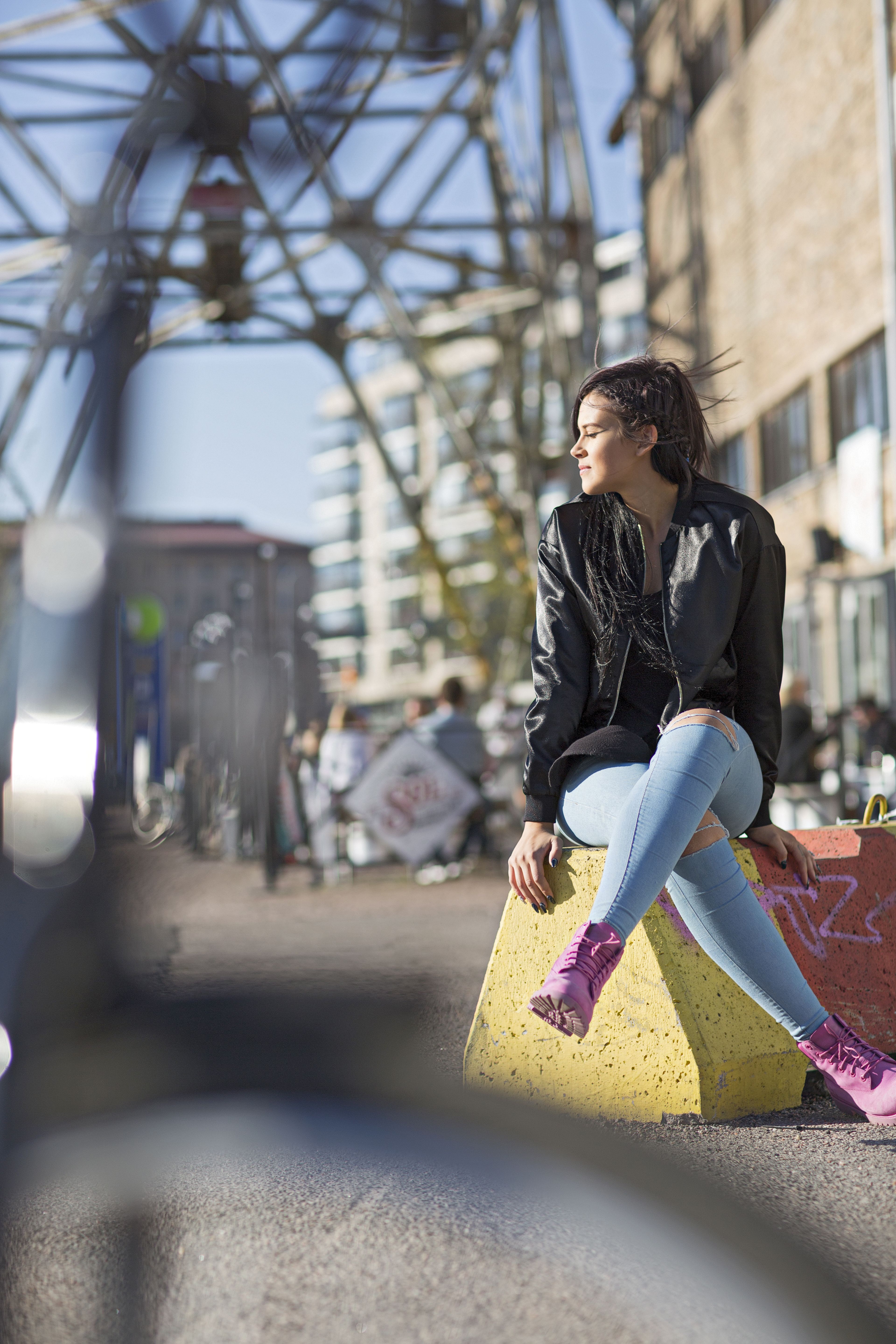 Sain uskovaisilta vanhemmiltani lahjaksi tiukan moraalin. Siksi he uskalsivat päästää minut maailmalle. En ole kreisibailaaja, vaan nautin yksinolosta.