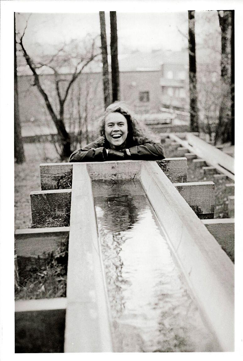 Kauppatieteiden opiskelija Jyväskylän kampuksella 1993.