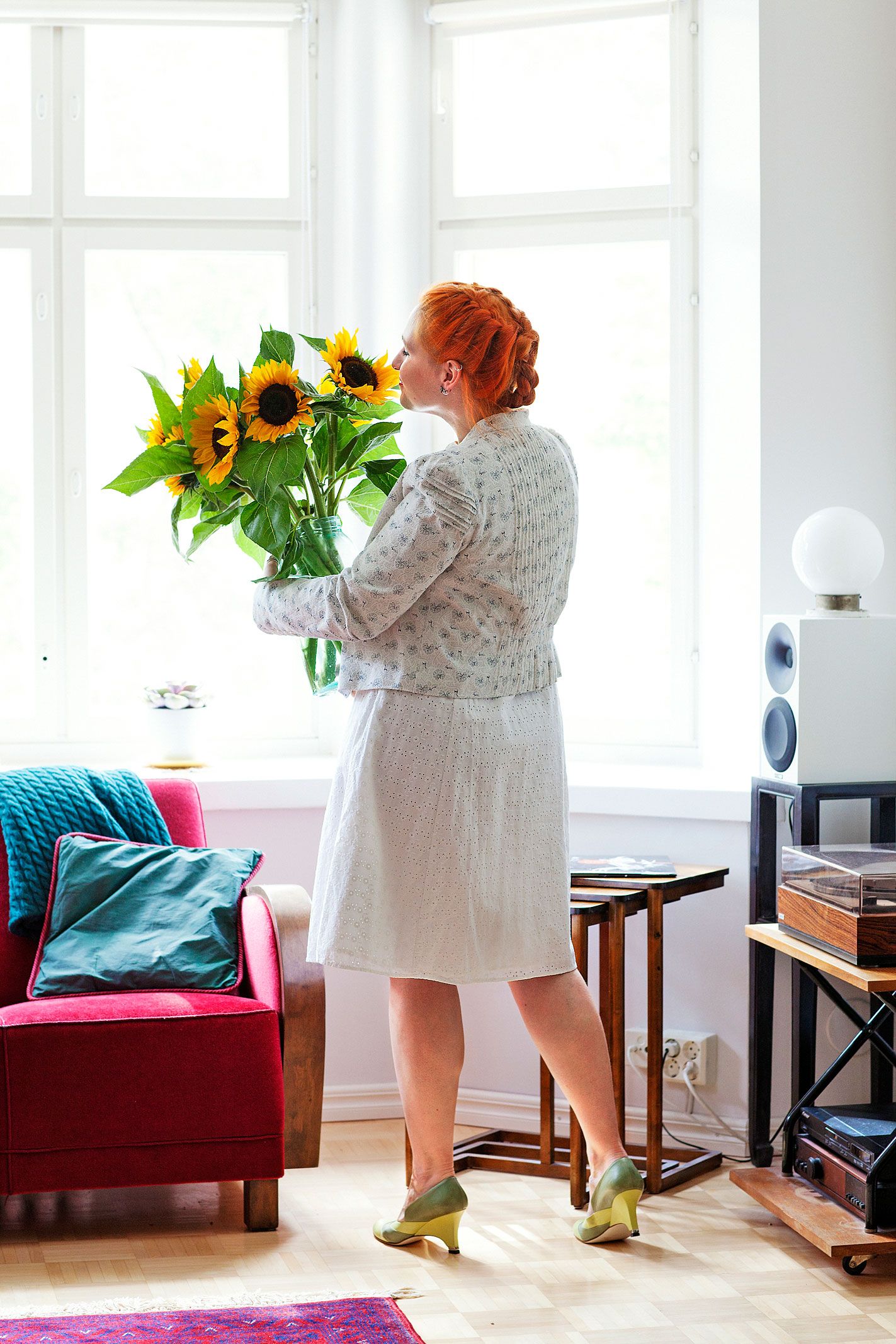Arkena käytän jakkuja, jotka voi pestä koneessa. Tämän löysin alennusmyynnistä. Shoe Shi Barin kengissä viehättää korko,&nbsp; joka on yllättäen syvällä jalan alla.