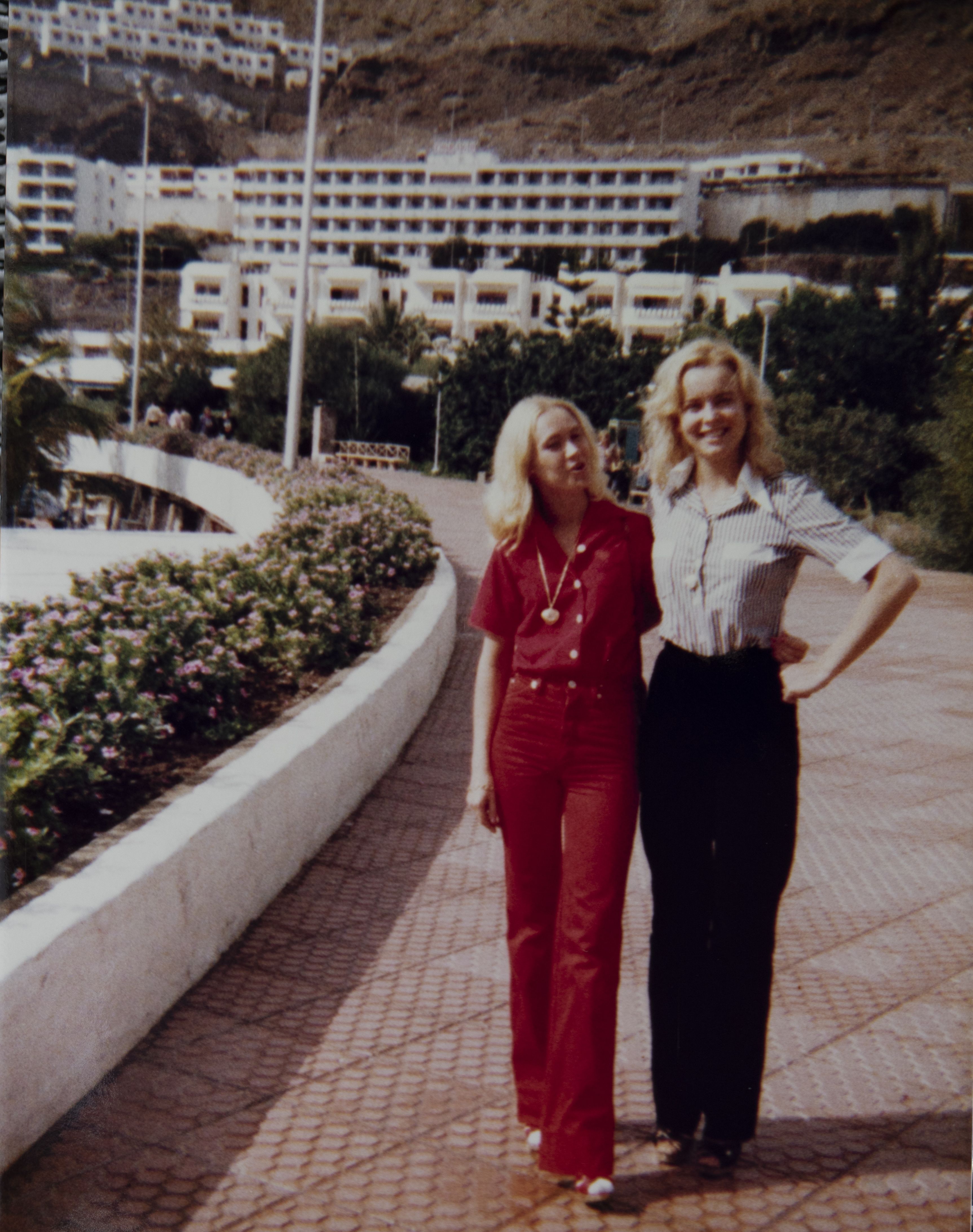 ”Minä ja Armi Gran Canarilla vuonna 1978.Olimme sydänystäviä ja samanlaisia pelleilijöitä.”