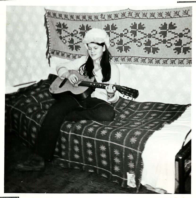 Muutin 16-vuotiaana alivuokralaiseksi omakotitalon yläkertaan. Huone oli pieni ja kylmä, mutta siellä ei tarvinnut pelätä.