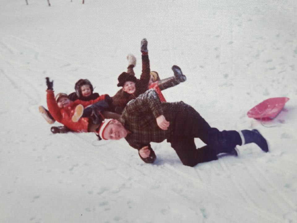 Paavo-isä lähti pulkkamäkeen maaliskuussa 1974. 