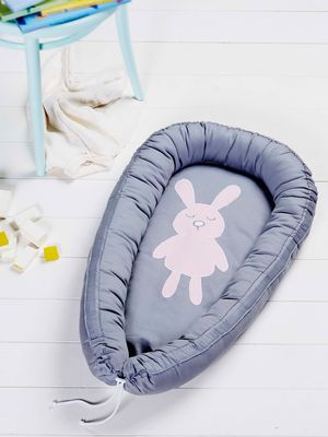 Tee itse vauvanpesä vastasyntyneelle.