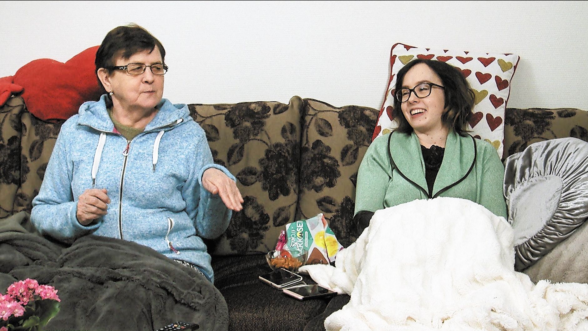 Marja ja Eija nähdään tulevallakin Sohvaperunat-kaudella. Kuva: Yle Kuvapalvelu / Arto Rajanen 