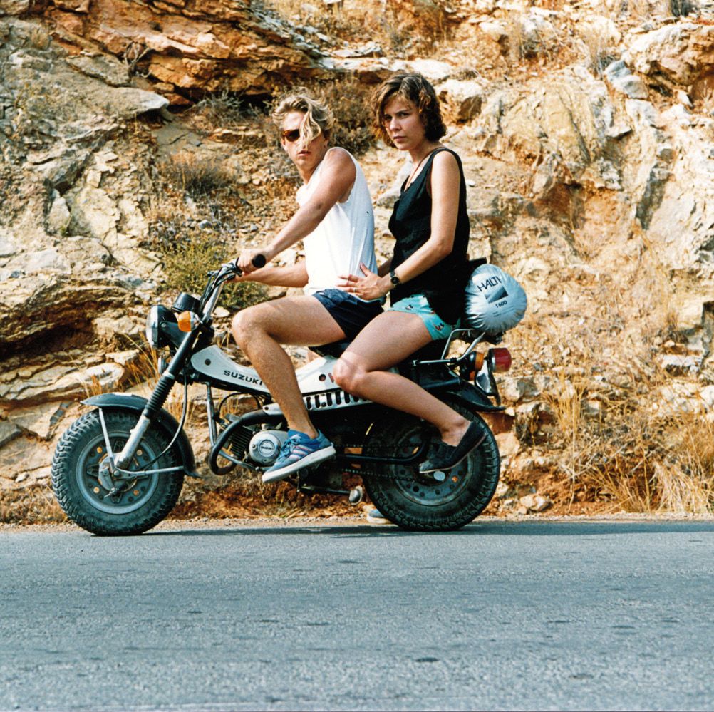 Parikymppisinä kiertelimme vaimoni Päivin kanssa interraililla, tässä Kreikan saaristossa.