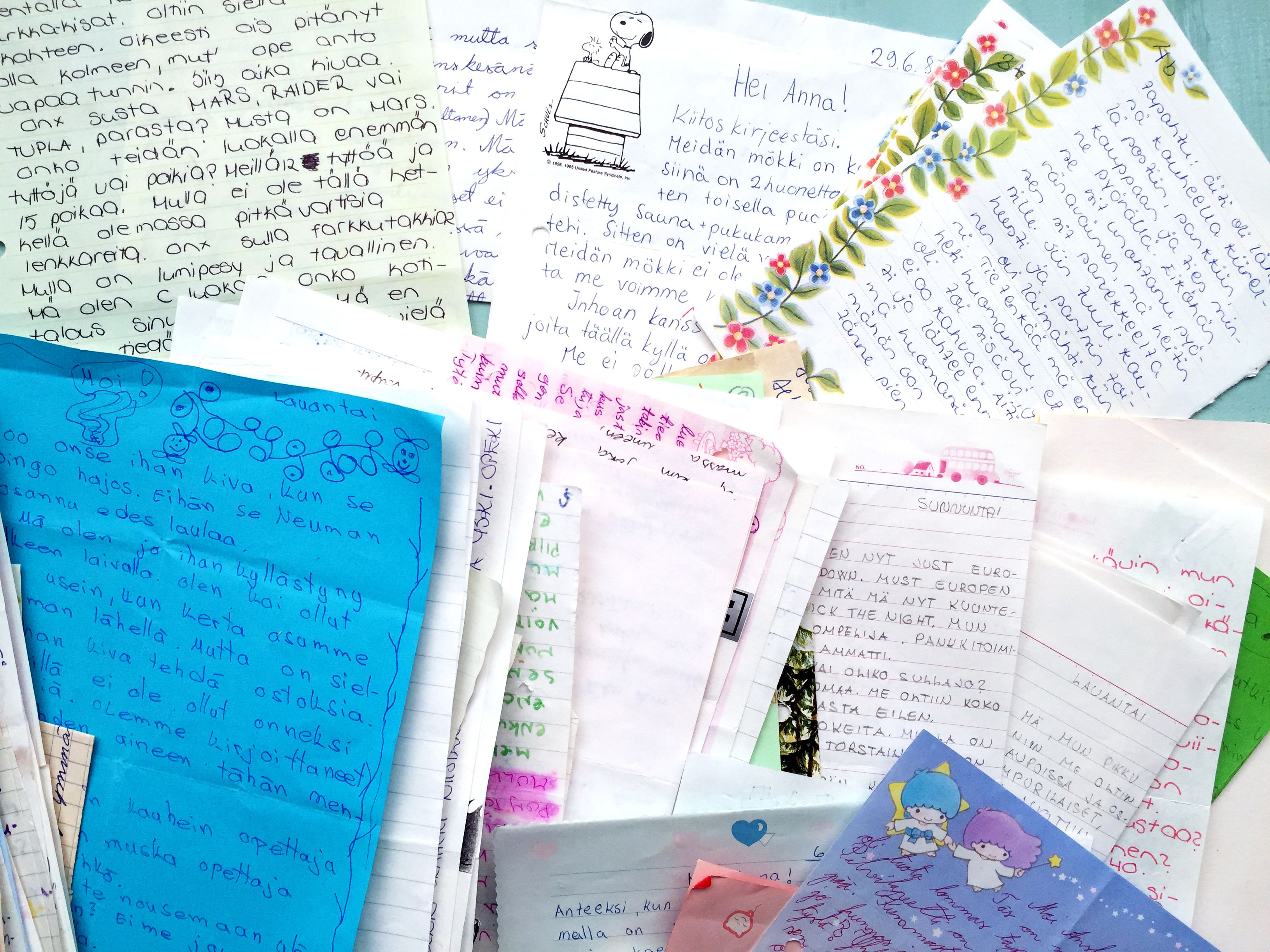 "Eihän se Neumann osaa edes laulaa", kirjoitti kirjekaverini. Pahoitin mieleni, mutta opin samalla joustavuutta.