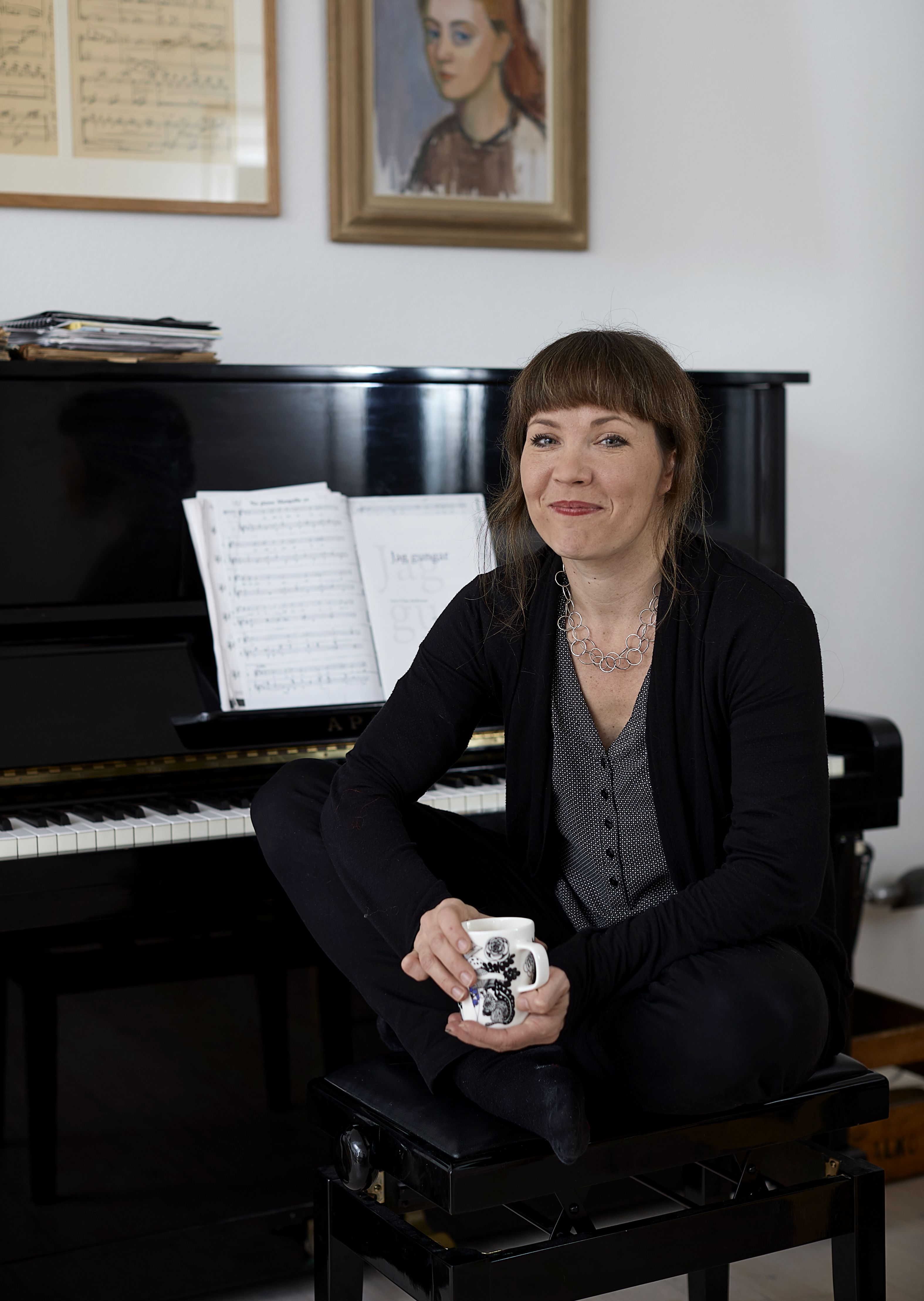 ”Työni ansiosta olen ymmärtänyt, kuinka lapset ovat vanhempiensa armoilla. Sen oivaltaminen saa halaamaan omiakin lapsia hiukan enemmän ja lujempaa.”