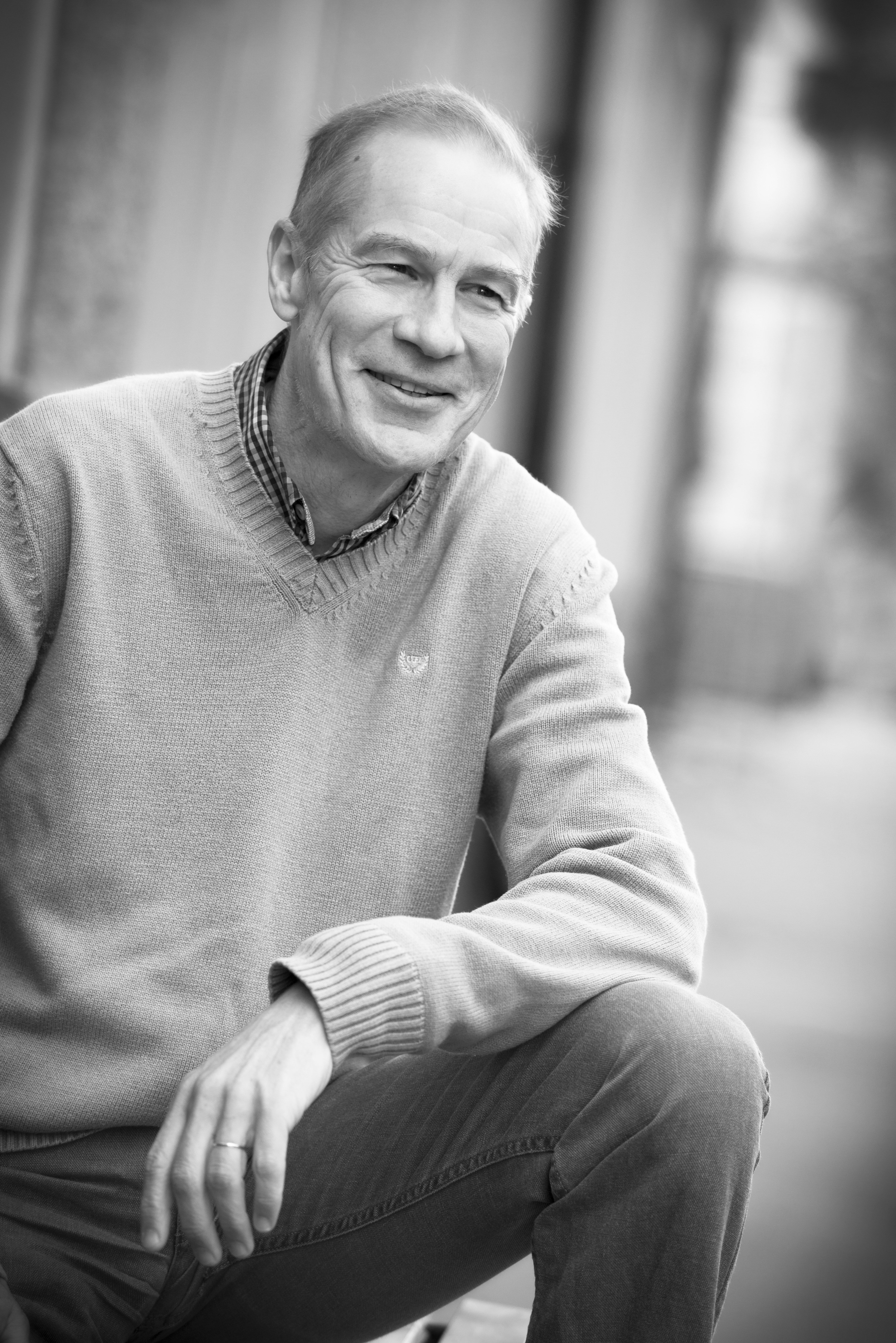 Ravitsemustieteen professori&nbsp;Mikael Fogelholm,&nbsp;56,&nbsp;on ollut mukana laatimassa suomalaisia suosituksia terveellisestä ruokavaliosta. Hän harrastaa kestävyysliikuntaa kuten pyöräilyä ja polkujuoksua. Maratonennätys 2.24.30. on vuodelta 1984.