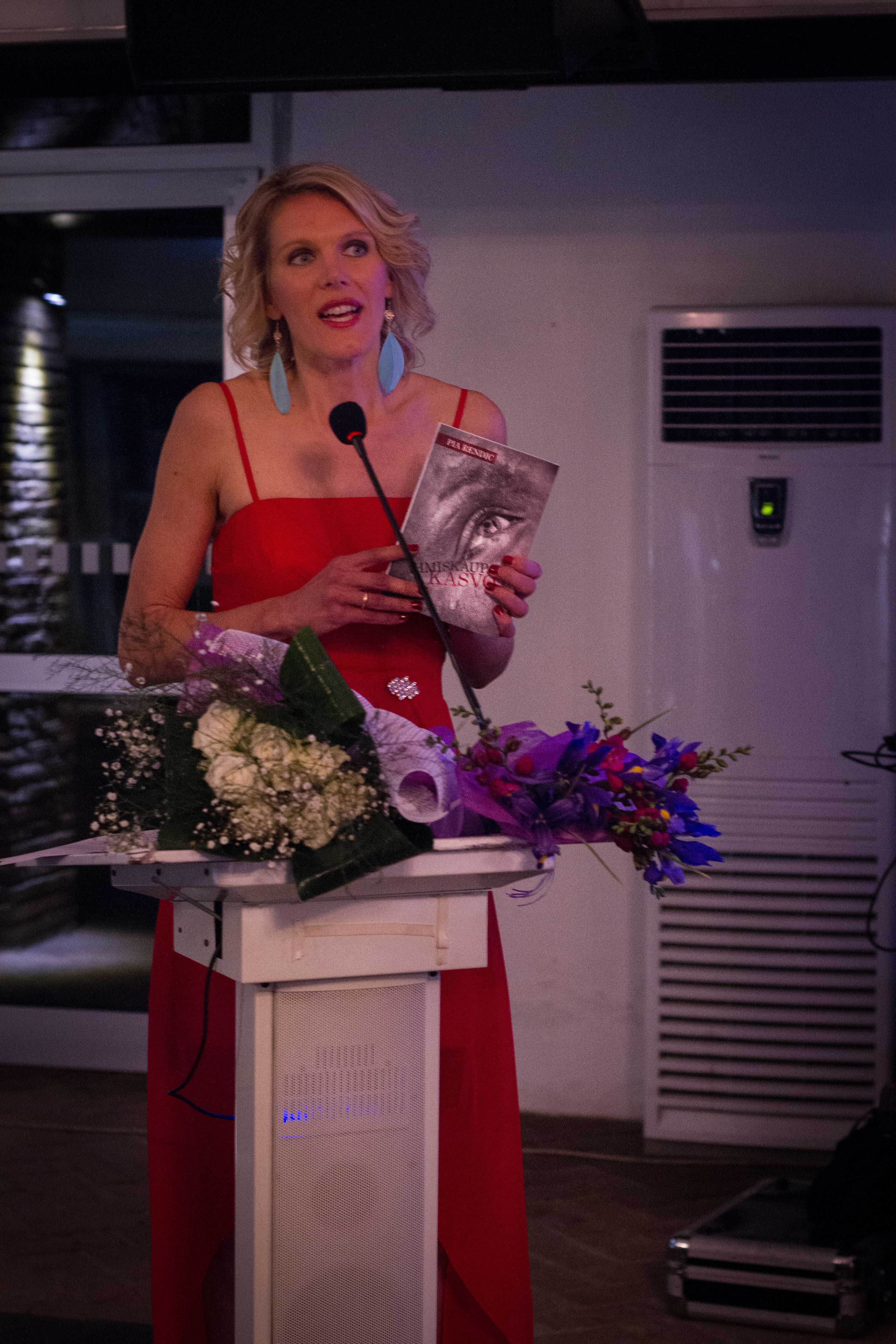 Ihmiskaupan kasvot -kirjani julkaistamispäivä vuonna 2015 oli yksi elämäni parhaista päivistä.