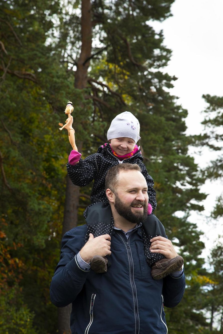 Lasten syöpäosastolla toiveikkuus on vahvaa. Siellä käyminen muuttaa ihmistä pysyvästi.