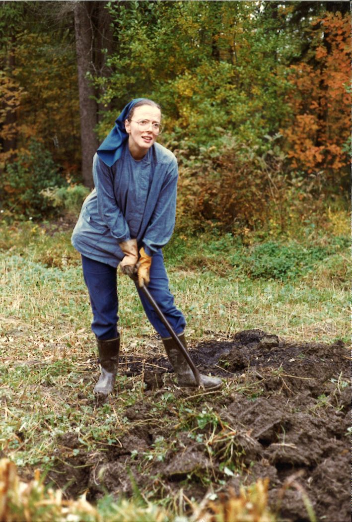 Maankääntöä Piikkiössä syksyllä 1981.