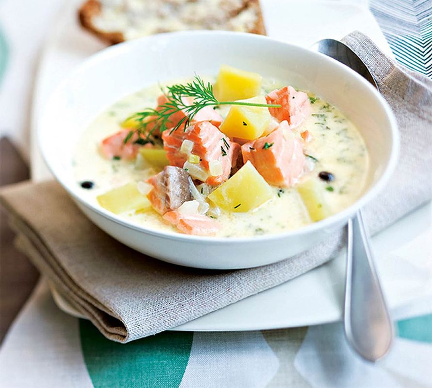 Perinteinen kalakeitto on helppo ja nopea arkiruoka.