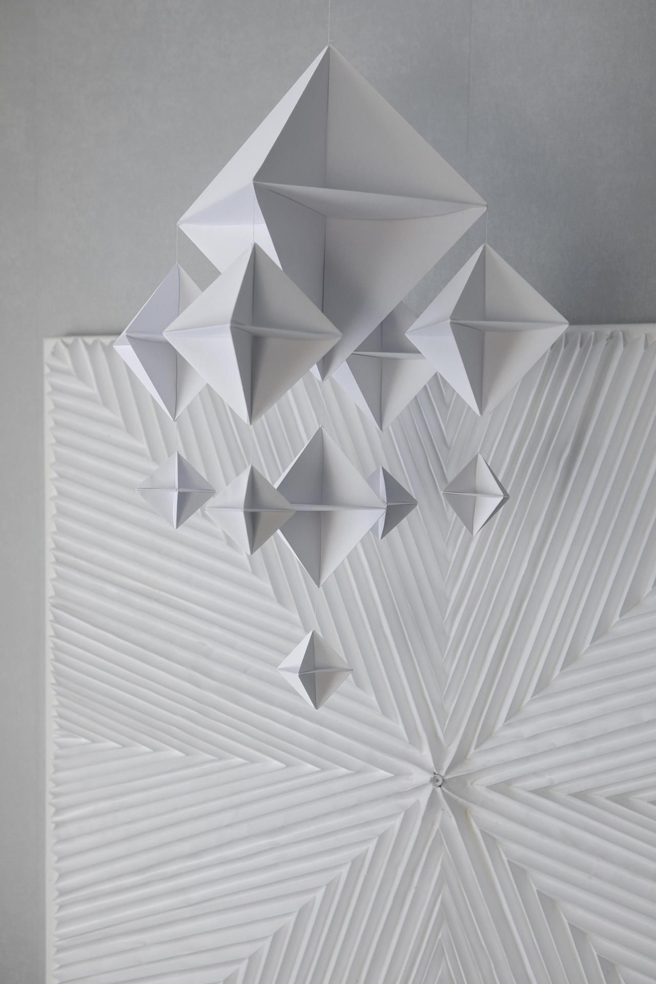 Sirkka kehitti itse origamihimmelin ohjeen.