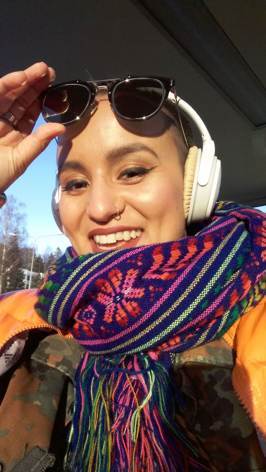 Sandhja edustaa Suomea Euroviisuissa.