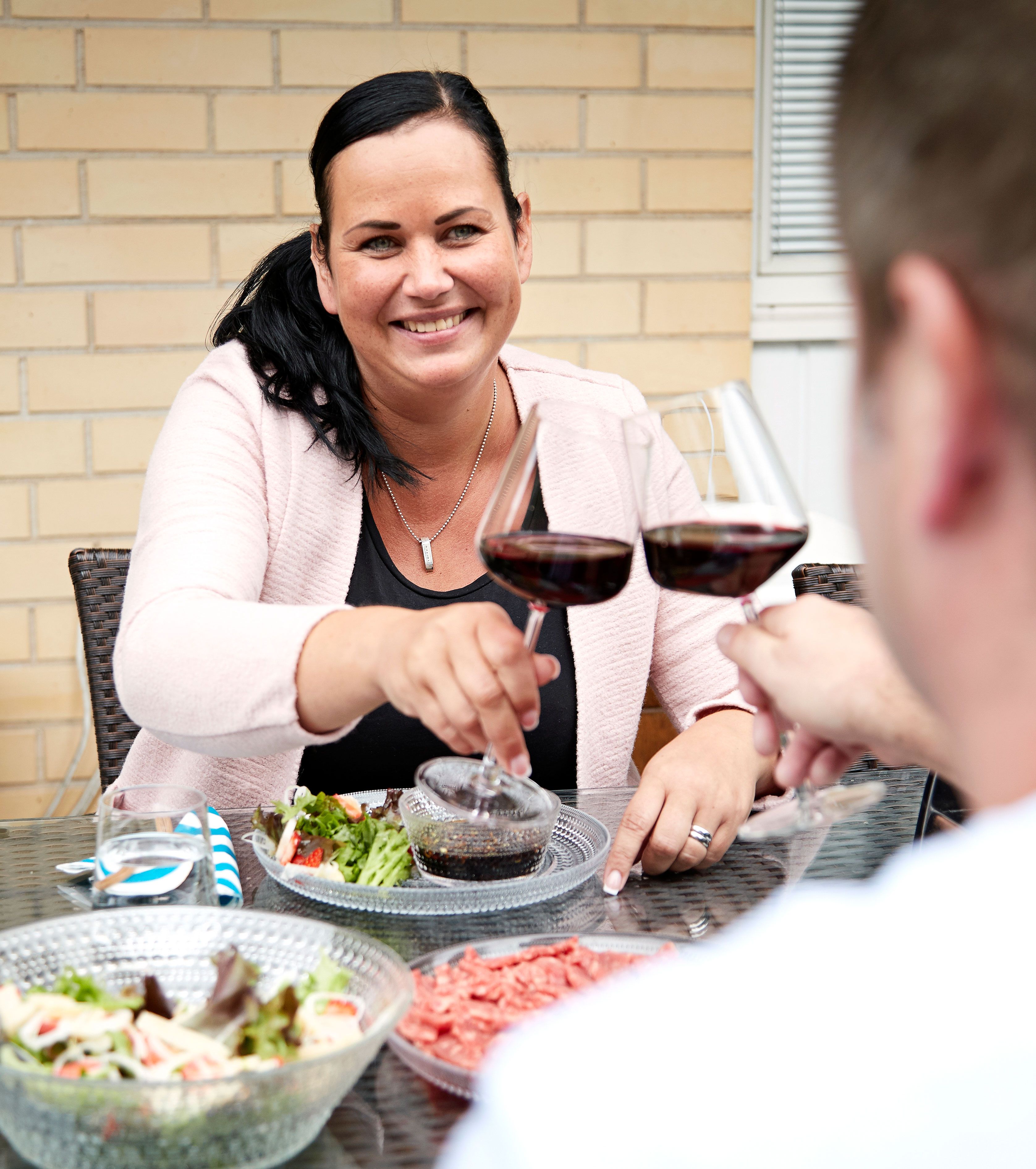 Meille! Annukka ja Micke juhlivat elokuussa häitään.