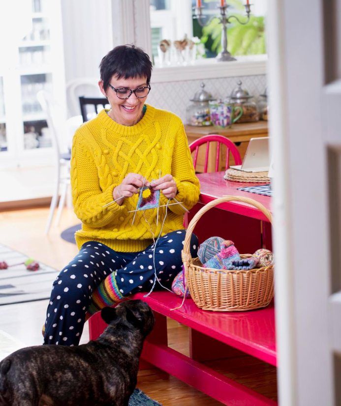 Vain kokeilemalla selviää, millainen kuvio uudesta langasta syntyy.