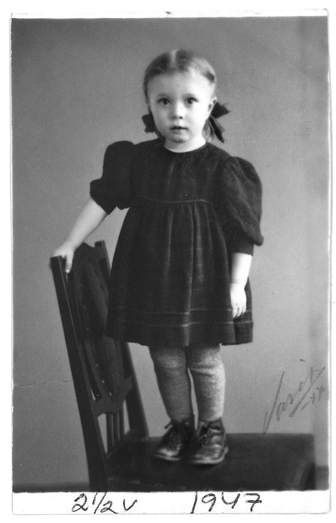 Vuonna 1947 otettu kuva on ajalta, jolloin Marjatta adoptoitiin.