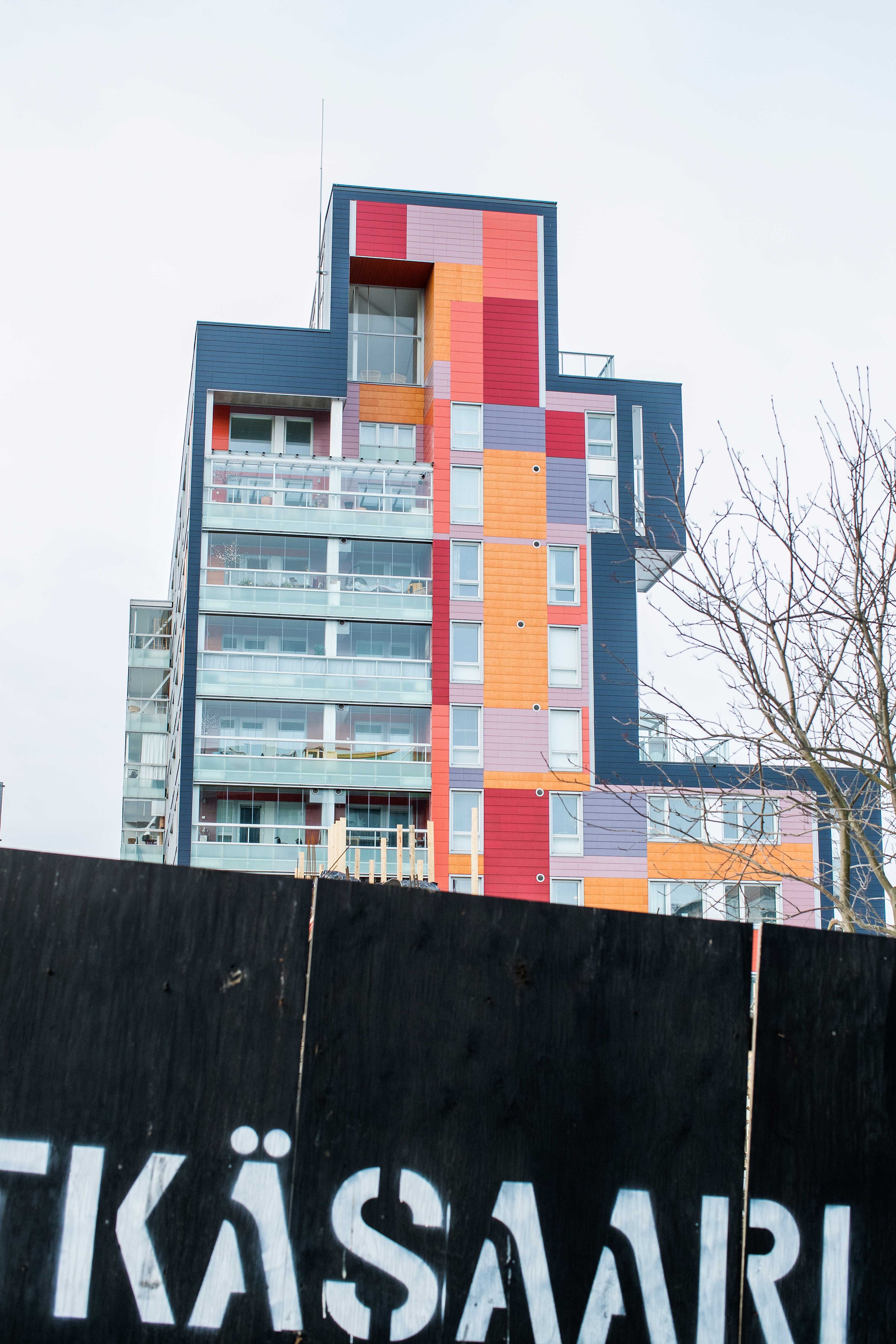 Minerva Krohn sai mieleisensä kodin Malta-taloon, joka sijaitsee Helsingin Välimerenkadulla.