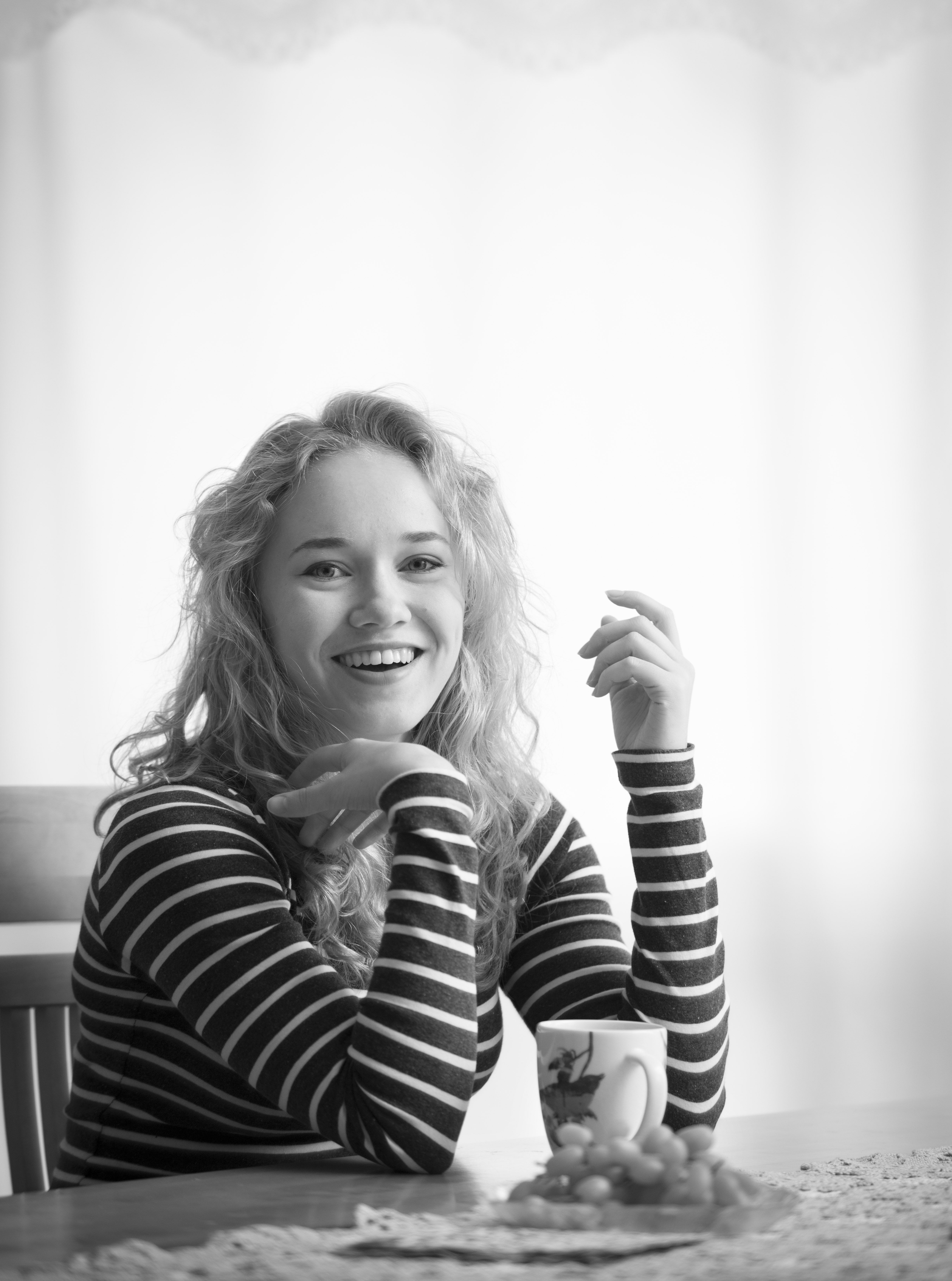 Näyttelijä Lenita Susi, 20,&nbsp;esittää Sorjonen-rikossarjassa poliisi-Lenan tytärtä Katiaa. Sarjan toista tuotantokautta on kuvattu syksyllä. Lenita on opiskellut näyttelemistä Työväen Akatemiassa Kauniaisissa ja harrastaa street-tanssia, piirtämistä, valokuvausta ja Lolita-mekkojen ompelemista.