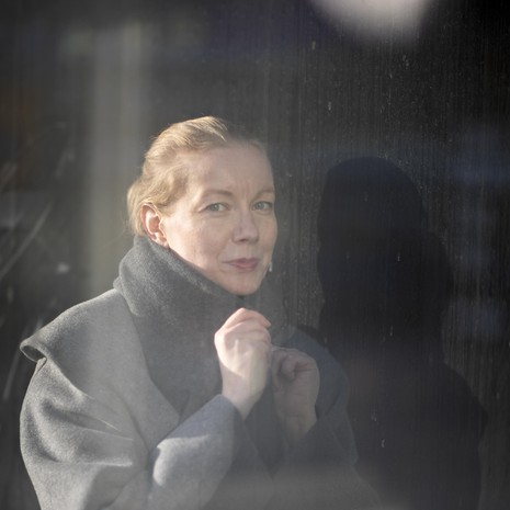 Saana Nilsson, 43, on tiedustelu- ja turvallisuusalan yrittäjä, joka julkaisi helmikuussa Suojeluenkeli-kirjan vuosistaan Suojelupoliisissa. ”Supossa ymmärsin, että minun ei tarvitse peitellä tai hävetä herkkyyttäni.”